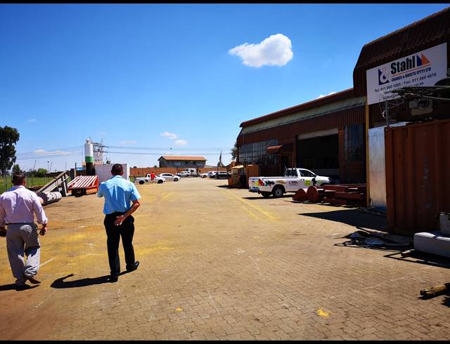 13,500M² WAREHOUSE TO LET IN ALRODE SOUTH